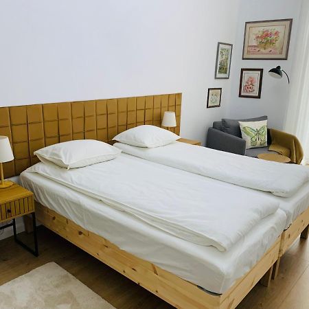 Margaret Boulevard Apartment - With Balcony بودابست المظهر الخارجي الصورة