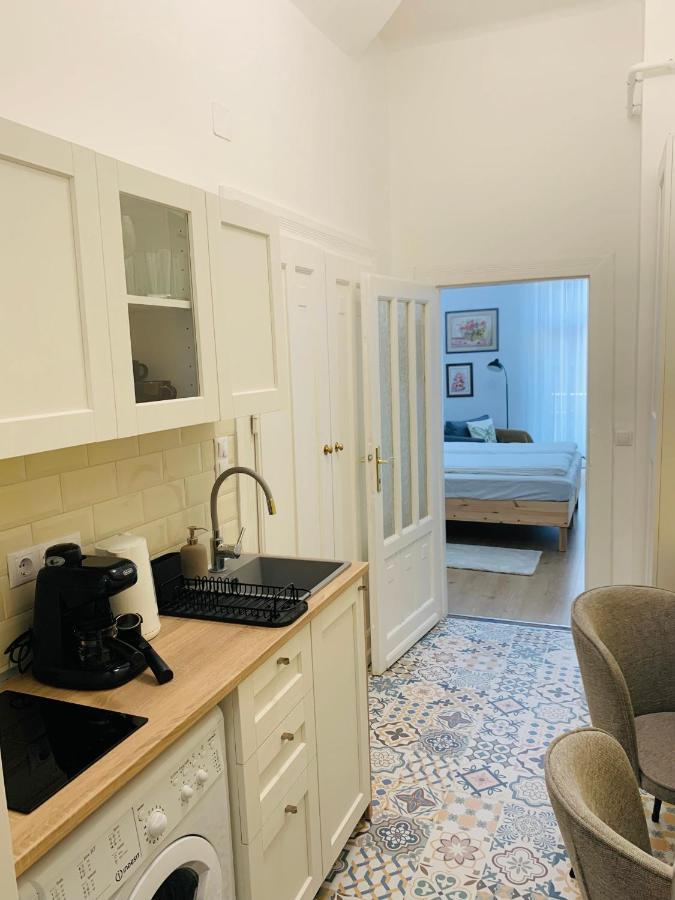 Margaret Boulevard Apartment - With Balcony بودابست المظهر الخارجي الصورة